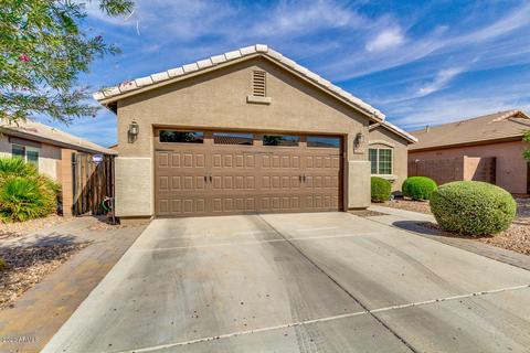 2032 E Lindrick Dr, Gilbert, AZ 85298 photo 2