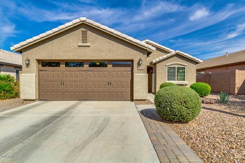 2032 E Lindrick Dr, Gilbert, AZ 85298 photo 1