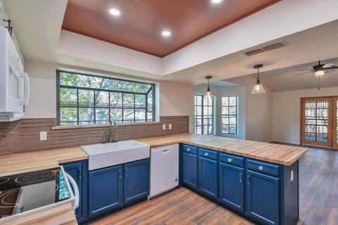 1716 E Pickrell Dr, Phoenix, AZ 85042 photo 2