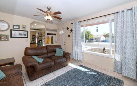 3850 W Acapulco Ln, Phoenix, AZ 85053 photo 13