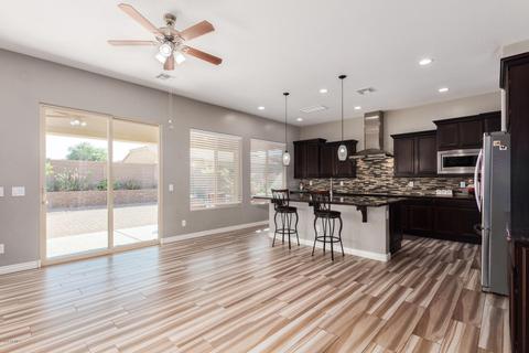 2245 E Tomahawk Dr, Gilbert, AZ 85298 photo 9