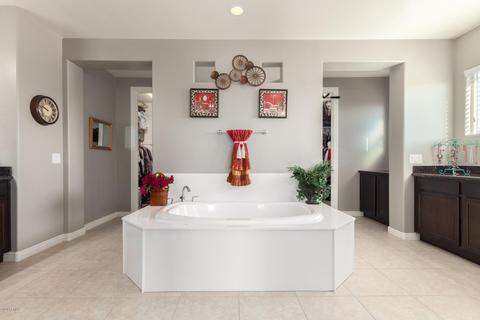 2245 E Tomahawk Dr, Gilbert, AZ 85298 photo 25