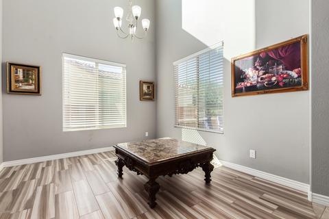 2245 E Tomahawk Dr, Gilbert, AZ 85298 photo 5