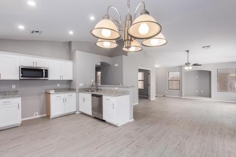 8149 W Whyman Ave, Phoenix, AZ 85043 photo 9