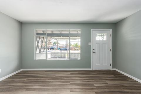 6836 N 38th Dr, Phoenix, AZ 85019 photo 11