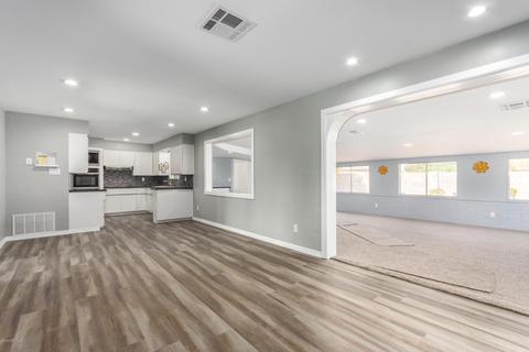 6836 N 38th Dr, Phoenix, AZ 85019 photo 4