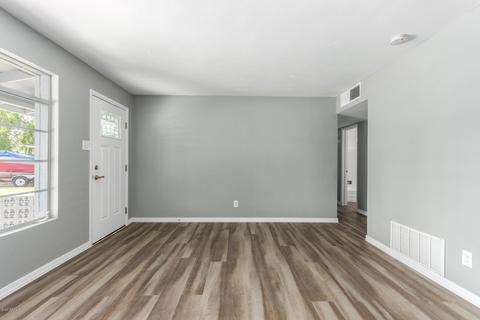 6836 N 38th Dr, Phoenix, AZ 85019 photo 12