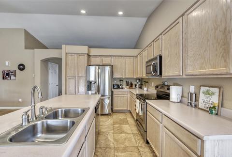 6331 E Rochelle St, Mesa, AZ 85215 photo 9