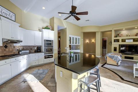 6460 S Magic Ct, Gilbert, AZ 85298 photo 16