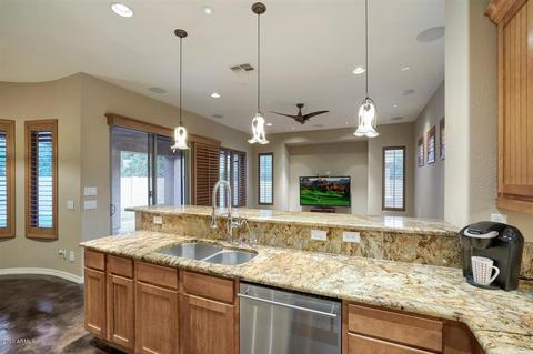 3981 E Navigator Ln, Phoenix, AZ 85050 photo 23