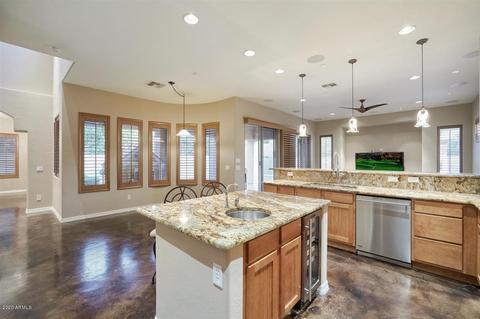 3981 E Navigator Ln, Phoenix, AZ 85050 photo 21