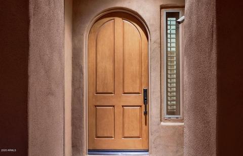 3981 E Navigator Ln, Phoenix, AZ 85050 photo 4