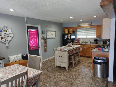 315 E Desert Dr, Phoenix, AZ 85042 photo 2