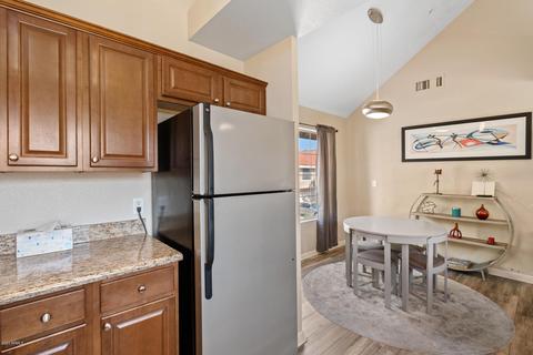 1633 E Lakeside Dr #180, Gilbert, AZ 85234 photo 12