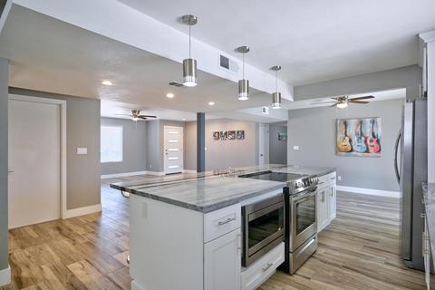 4031 E Becker Ln, Phoenix, AZ 85028 photo 17