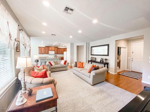 1527 E Bluebird Ct, Gilbert, AZ 85297 photo 12
