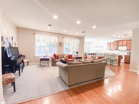 1527 E Bluebird Ct, Gilbert, AZ 85297 photo 11