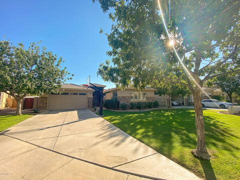 1527 E Bluebird Ct, Gilbert, AZ 85297 photo 3