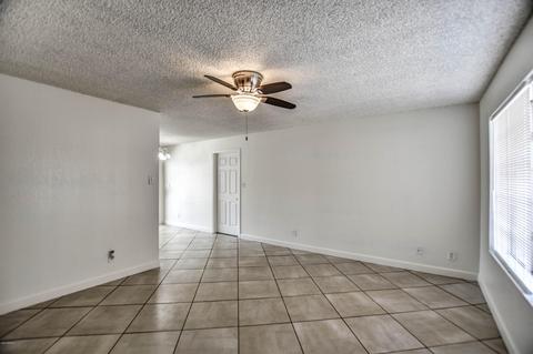 7629 W Heatherbrae Dr, Phoenix, AZ 85033 photo 9