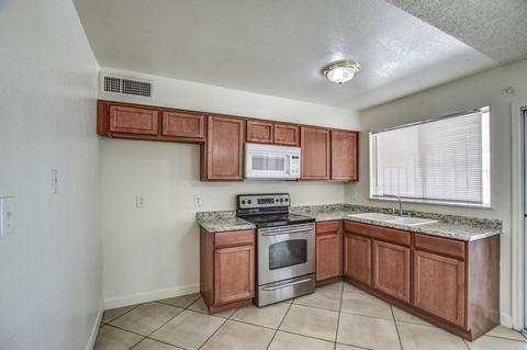 7629 W Heatherbrae Dr, Phoenix, AZ 85033 photo 17