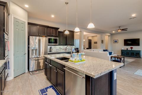 7837 S Sequoia Dr, Gilbert, AZ 85298 photo 30