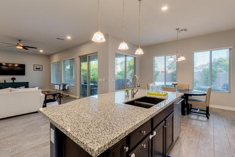 7837 S Sequoia Dr, Gilbert, AZ 85298 photo 32
