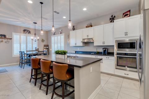 862 E Vermont Dr, Gilbert, AZ 85295 photo 5