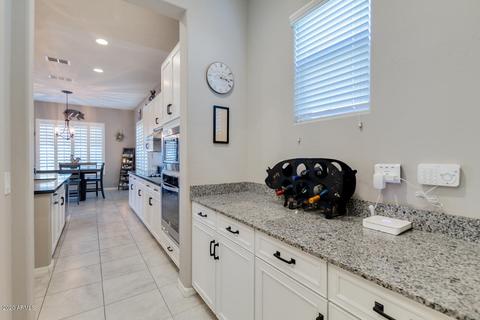 862 E Vermont Dr, Gilbert, AZ 85295 photo 6