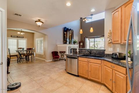 10604 E Knowles Ave, Mesa, AZ 85209 photo 4