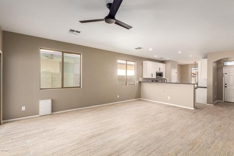 7006 S 37th Gln, Phoenix, AZ 85041 photo 8