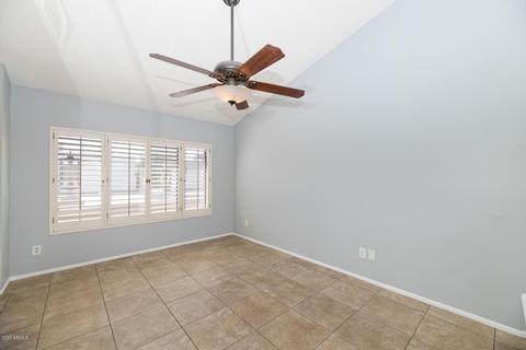 916 E Wagoner Rd, Phoenix, AZ 85022 photo 8