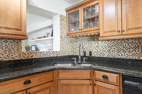 2504 E Roma Ave, Phoenix, AZ 85016 photo 8