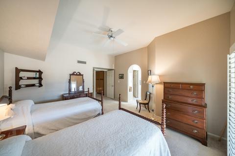 4017 E Round Hill Dr, Phoenix, AZ 85028 photo 12