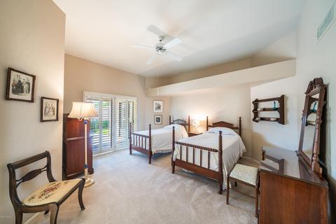 4017 E Round Hill Dr, Phoenix, AZ 85028 photo 11