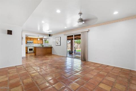 340 E Acapulco Ln, Phoenix, AZ 85022 photo 9