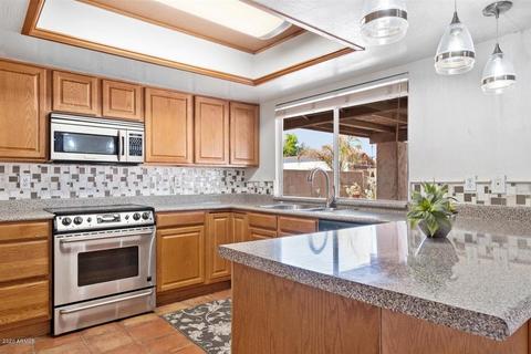 340 E Acapulco Ln, Phoenix, AZ 85022 photo 6