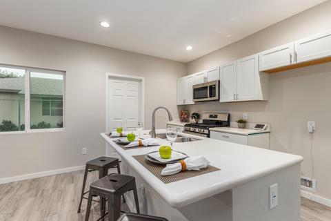 4446 S 9th St, Phoenix, AZ 85040 photo 1