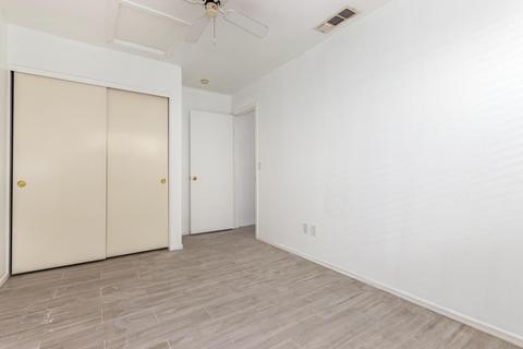 4743 E Summerhaven Dr, Phoenix, AZ 85044 photo 13