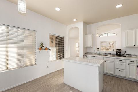 4743 E Summerhaven Dr, Phoenix, AZ 85044 photo 8