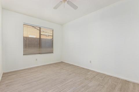 4743 E Summerhaven Dr, Phoenix, AZ 85044 photo 12