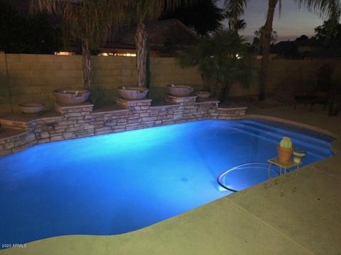 4131 E Taro Ln, Phoenix, AZ 85050 photo 5