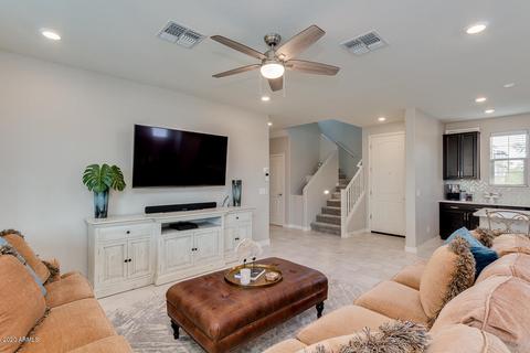 22 E Constitution Dr, Gilbert, AZ 85296 photo 5