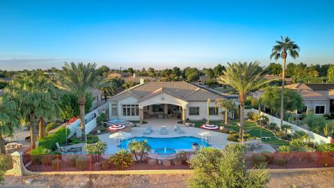 4053 E Meadowview Dr, Gilbert, AZ 85298 photo 3