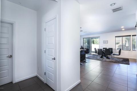1718 E Lafayette Ct, Gilbert, AZ 85298 photo 3