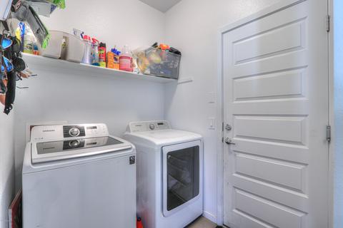 1718 E Lafayette Ct, Gilbert, AZ 85298 photo 22