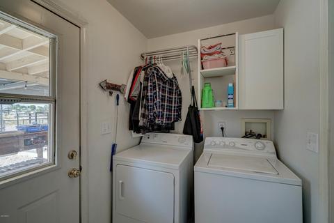 2281 W Angal Way, Globe, AZ 85501 photo 14