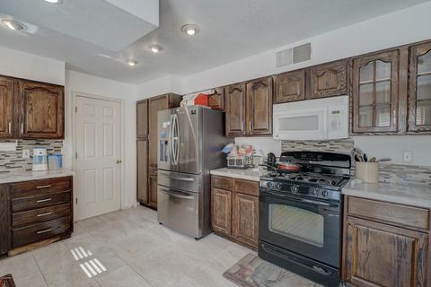 2281 W Angal Way, Globe, AZ 85501 photo 4