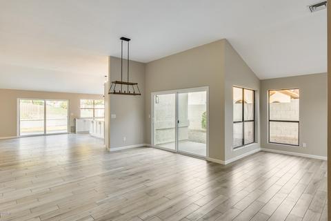 7112 W Morrow Dr, Glendale, AZ 85308 photo 5