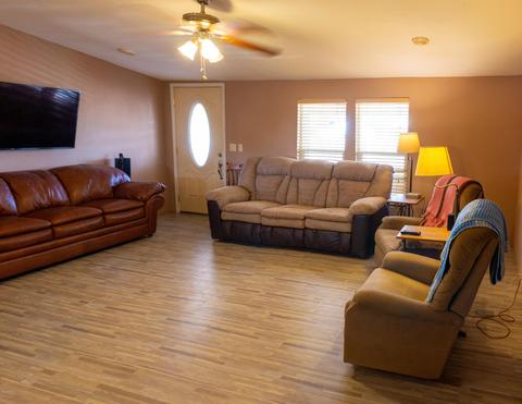 208 N Wickiup Rd, Apache Junction, AZ 85119 photo 3