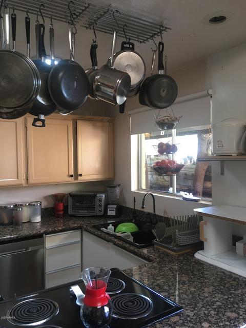 3033 N 39th St #9, Phoenix, AZ 85018